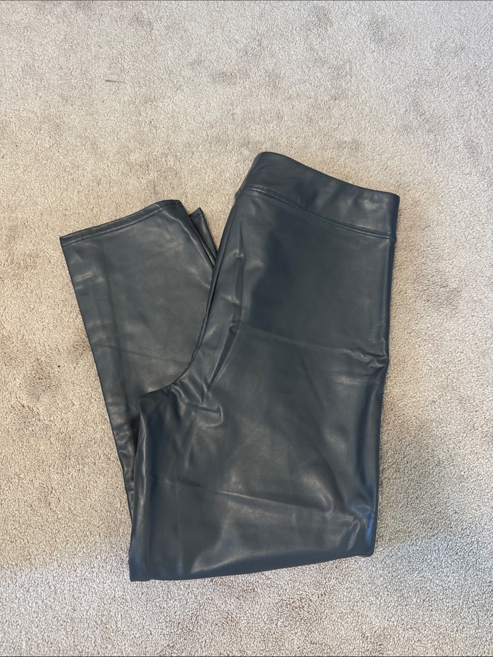 NWT HUE Charcoal Faux Leather Straight Leg Pants